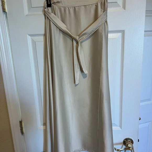 Elegant Gold Cream Skirt, With a Sash Belt Silky Satin feel Women's Maxi Skirt - Picture 1 of 4